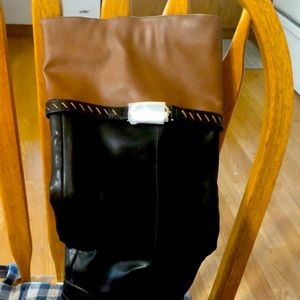 NWOT  size 9 Zipper 2 tone Boot